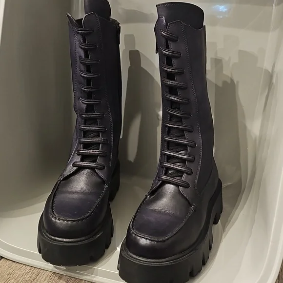 Epic FREE PEOPLE Lug Sole Platform Lace Up Boots